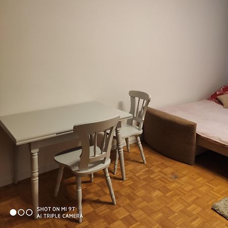 Korona Apartament Apartman Varsó Kültér fotó