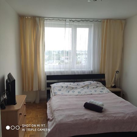 Korona Apartament Apartman Varsó Kültér fotó
