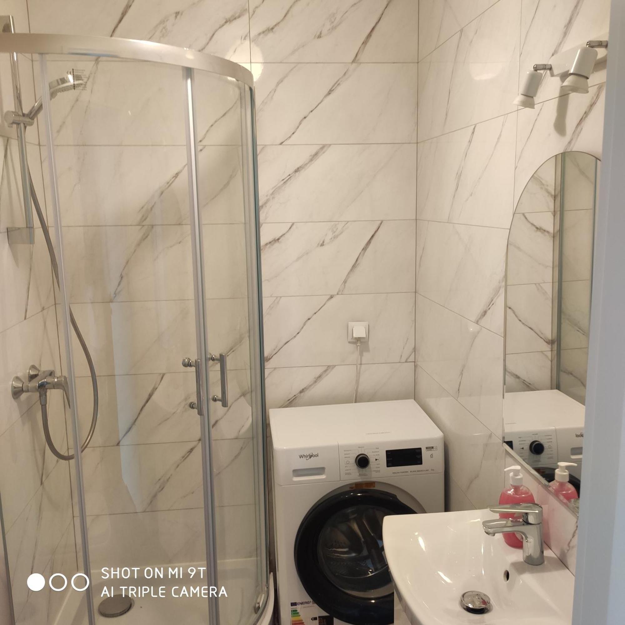 Korona Apartament Apartman Varsó Kültér fotó