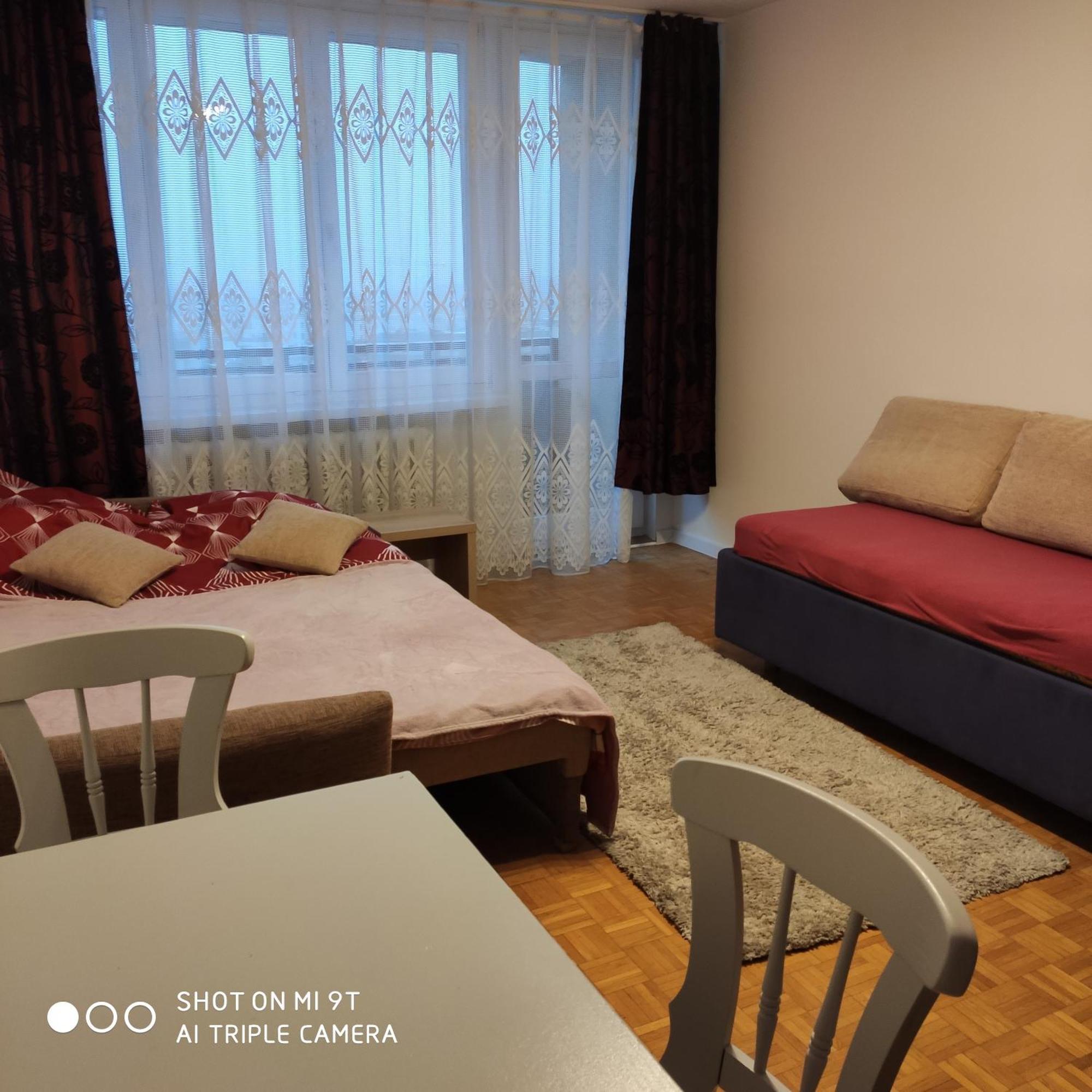 Korona Apartament Apartman Varsó Kültér fotó